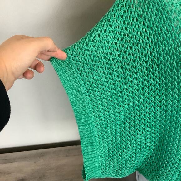 Knitted Cold Shoulder Batwing Sweater - Picture 5 of 9